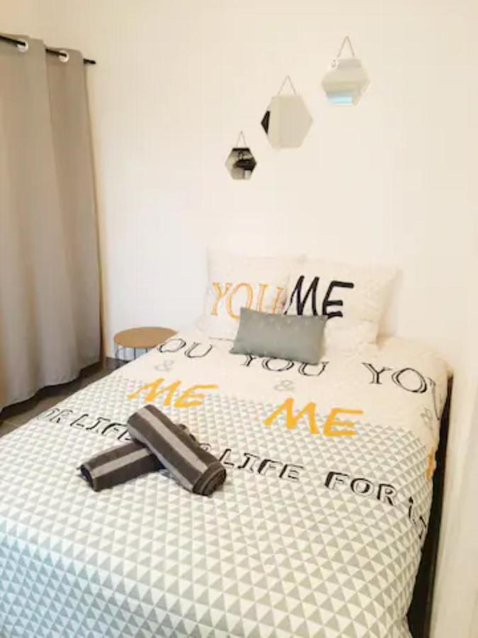 Ferienwohnung Le Petit Charmeur, Parking, Wifi, Gare Flers  Exterior foto
